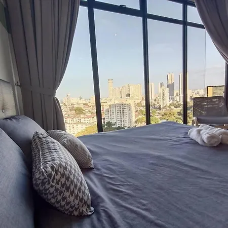 2Br Luxury Rooftop Swimming Pook Homestay@Georgetown@10Pax - 无敌美景两房民宿 Exterior photo