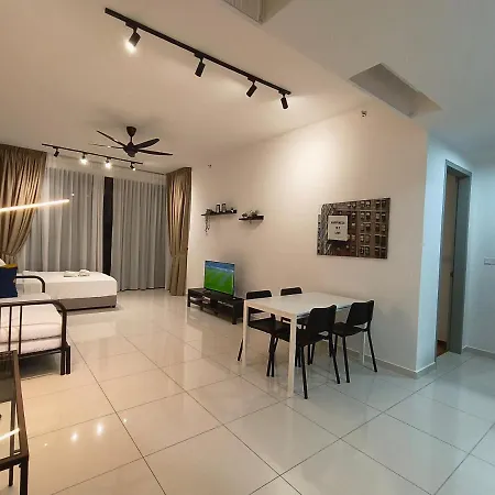 2Br Luxury Rooftop Swimming Pook Homestay@Georgetown@10Pax - 无敌美景两房民宿 Exterior photo