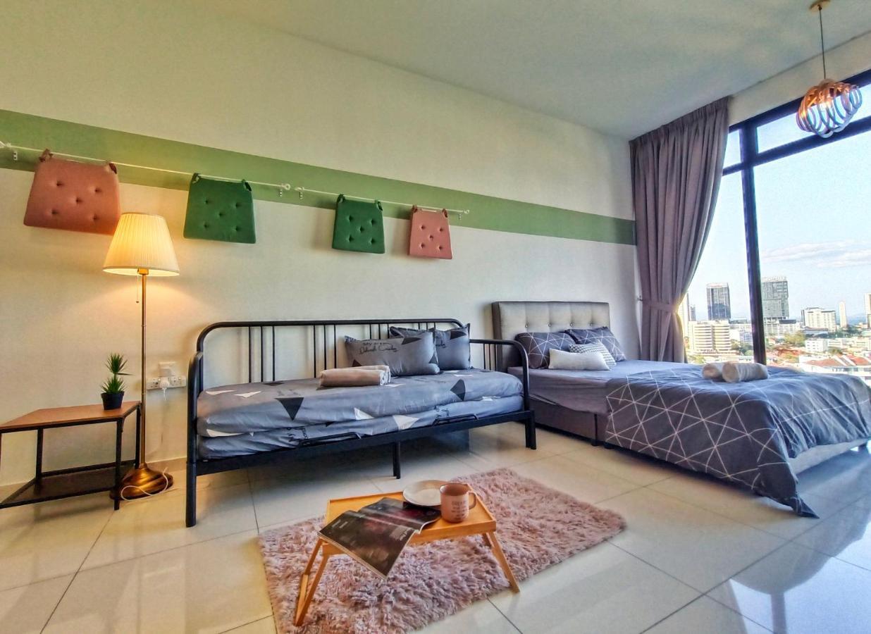 2br Luxury Rooftop Swimming Pook Homestay@georgetown@10pax - 无敌美景两房民宿 George Town