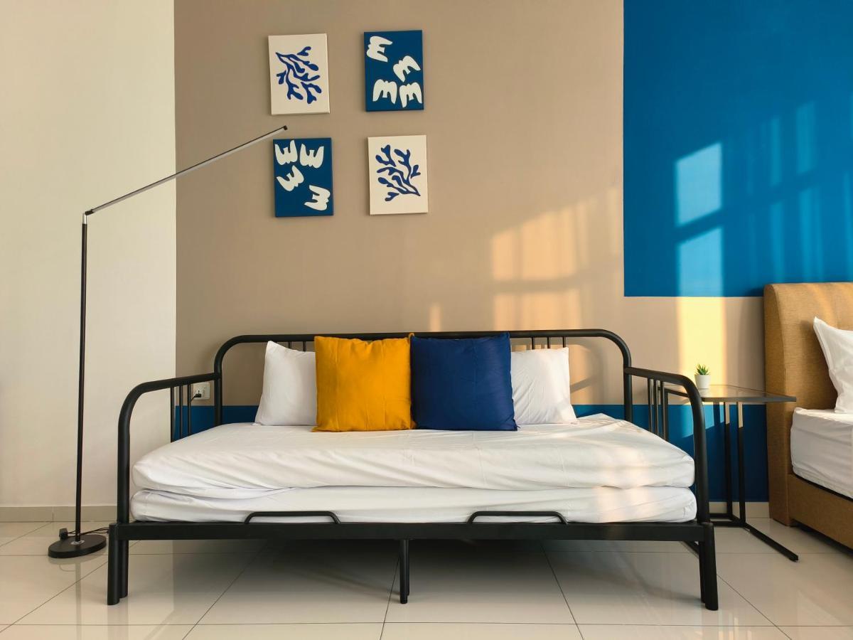 Apartment 2br Luxury Rooftop Swimming Pook Homestay@georgetown@10pax - 无敌美景两房民宿 George Town