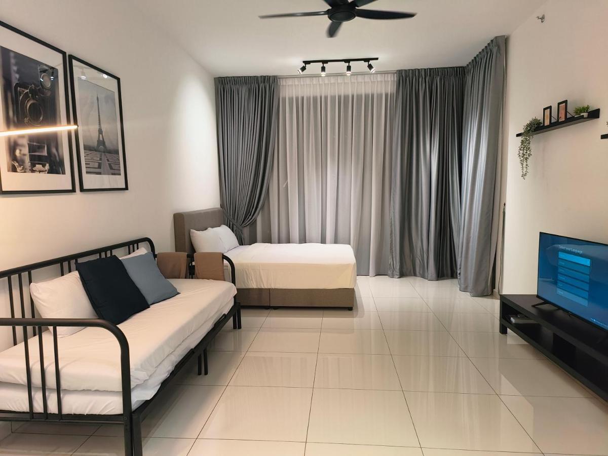 Apartment 2br Luxury Rooftop Swimming Pook Homestay@georgetown@10pax - 无敌美景两房民宿 George Town