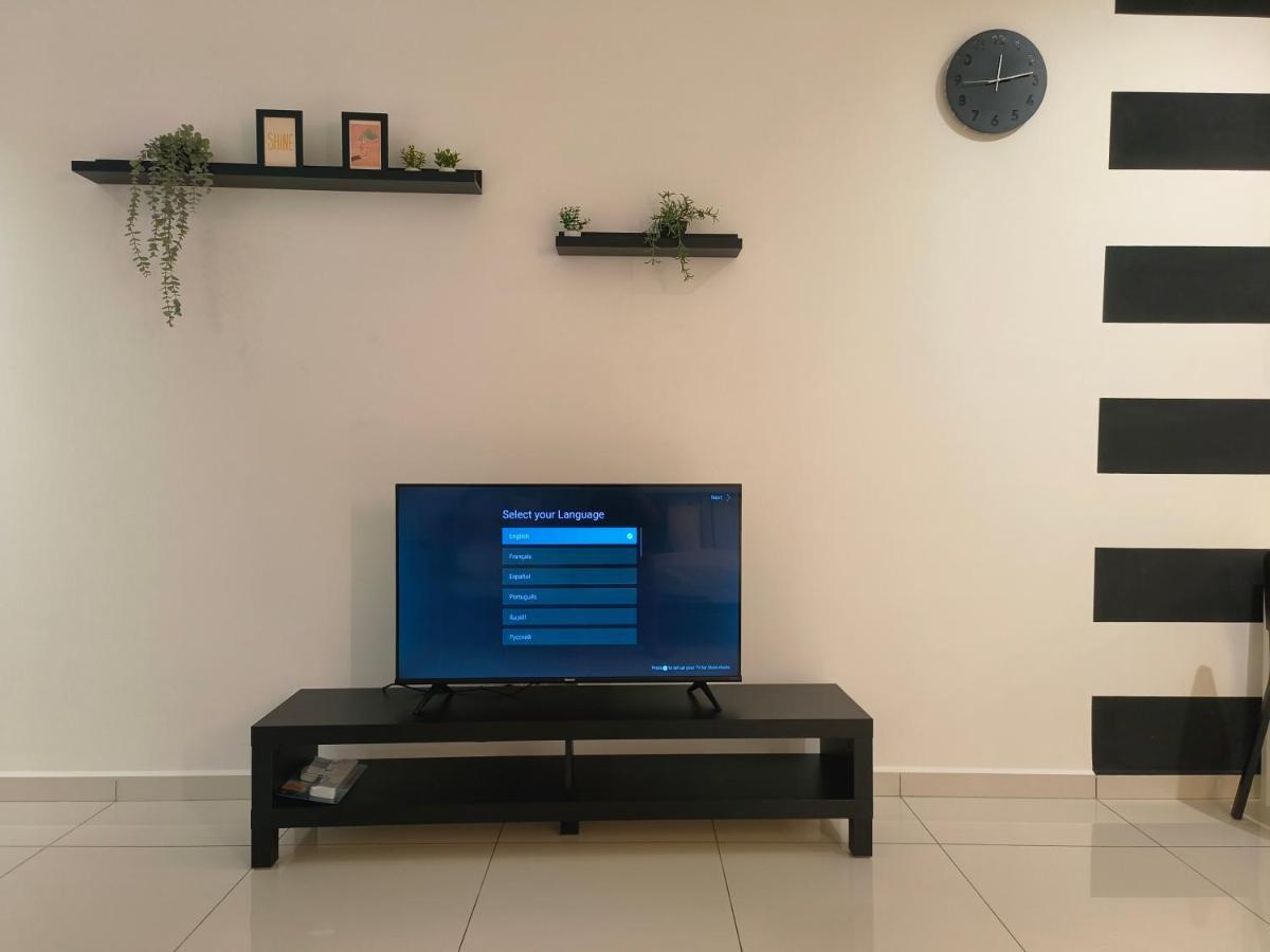 2br Luxury Rooftop Swimming Pook Homestay@georgetown@10pax - 无敌美景两房民宿