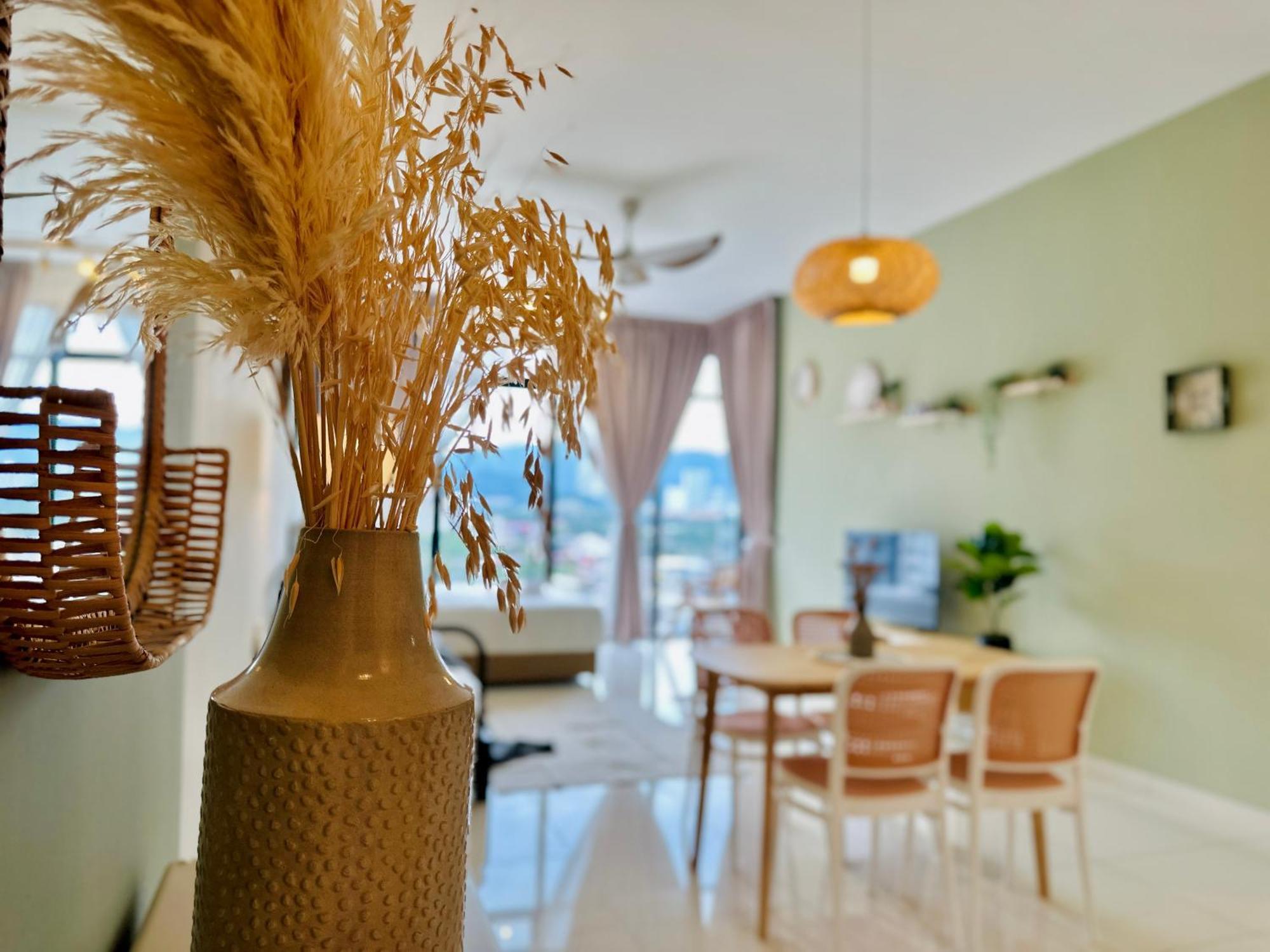 Apartment 2br Luxury Rooftop Swimming Pook Homestay@georgetown@10pax - 无敌美景两房民宿 *