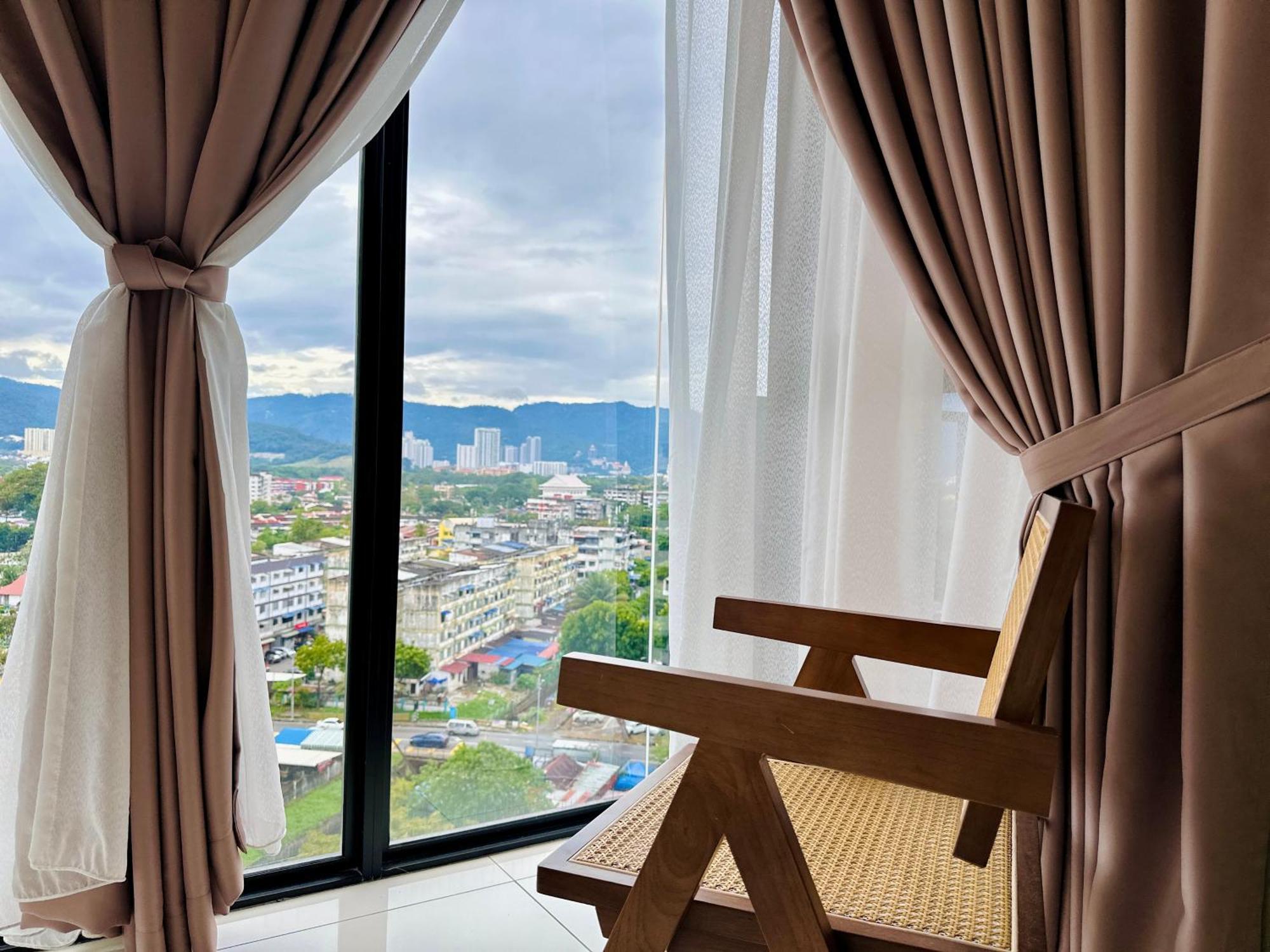 Apartment 2br Luxury Rooftop Swimming Pook Homestay@georgetown@10pax - 无敌美景两房民宿