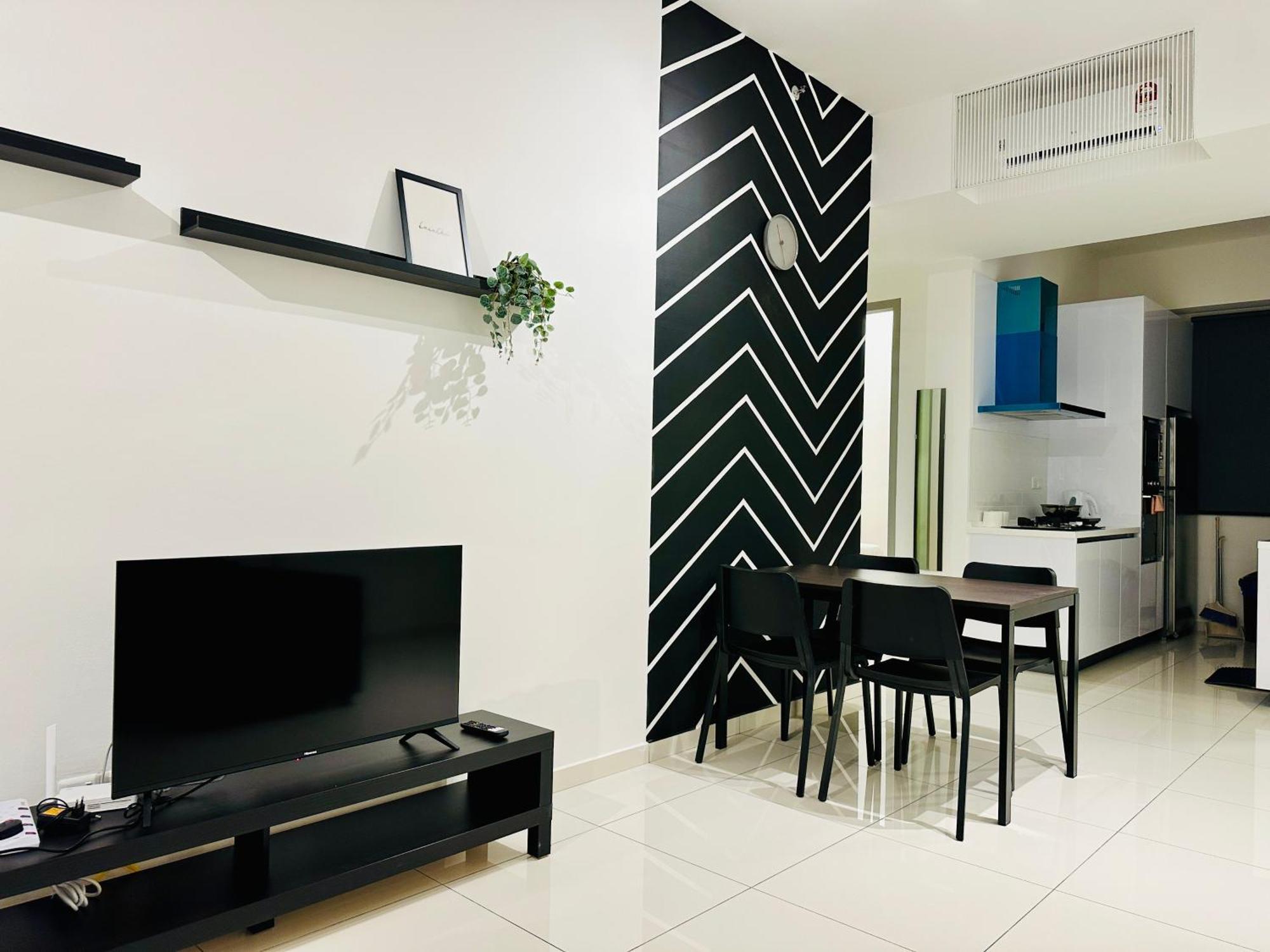 2br Luxury Rooftop Swimming Pook Homestay@georgetown@10pax - 无敌美景两房民宿 George Town