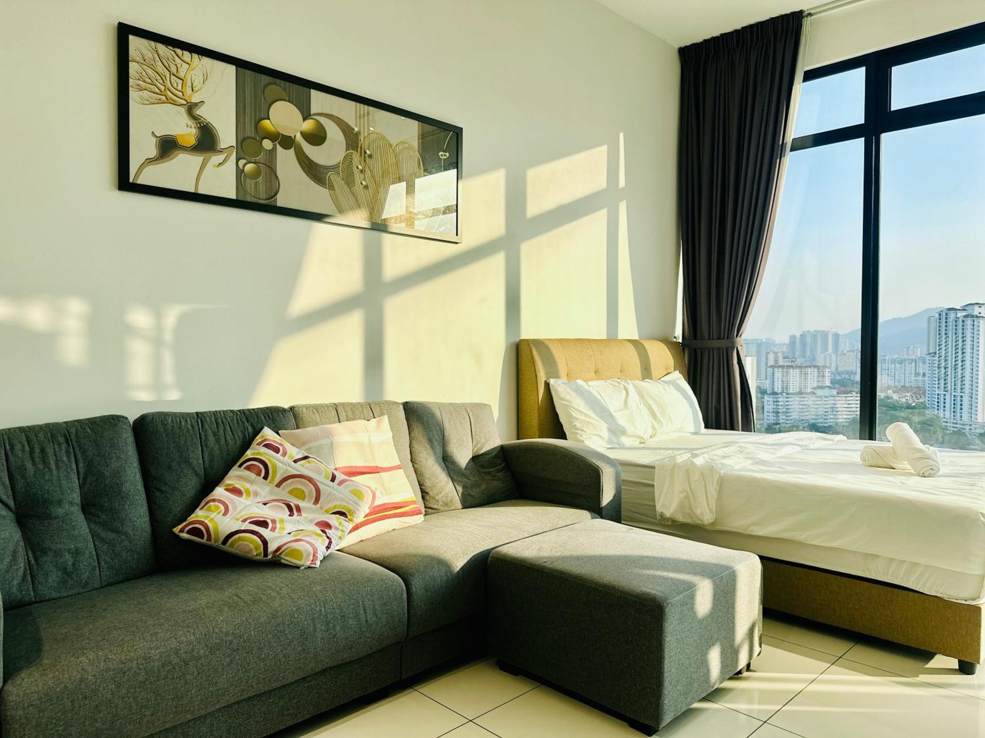 Apartment 2br Luxury Rooftop Swimming Pook Homestay@georgetown@10pax - 无敌美景两房民宿 George Town