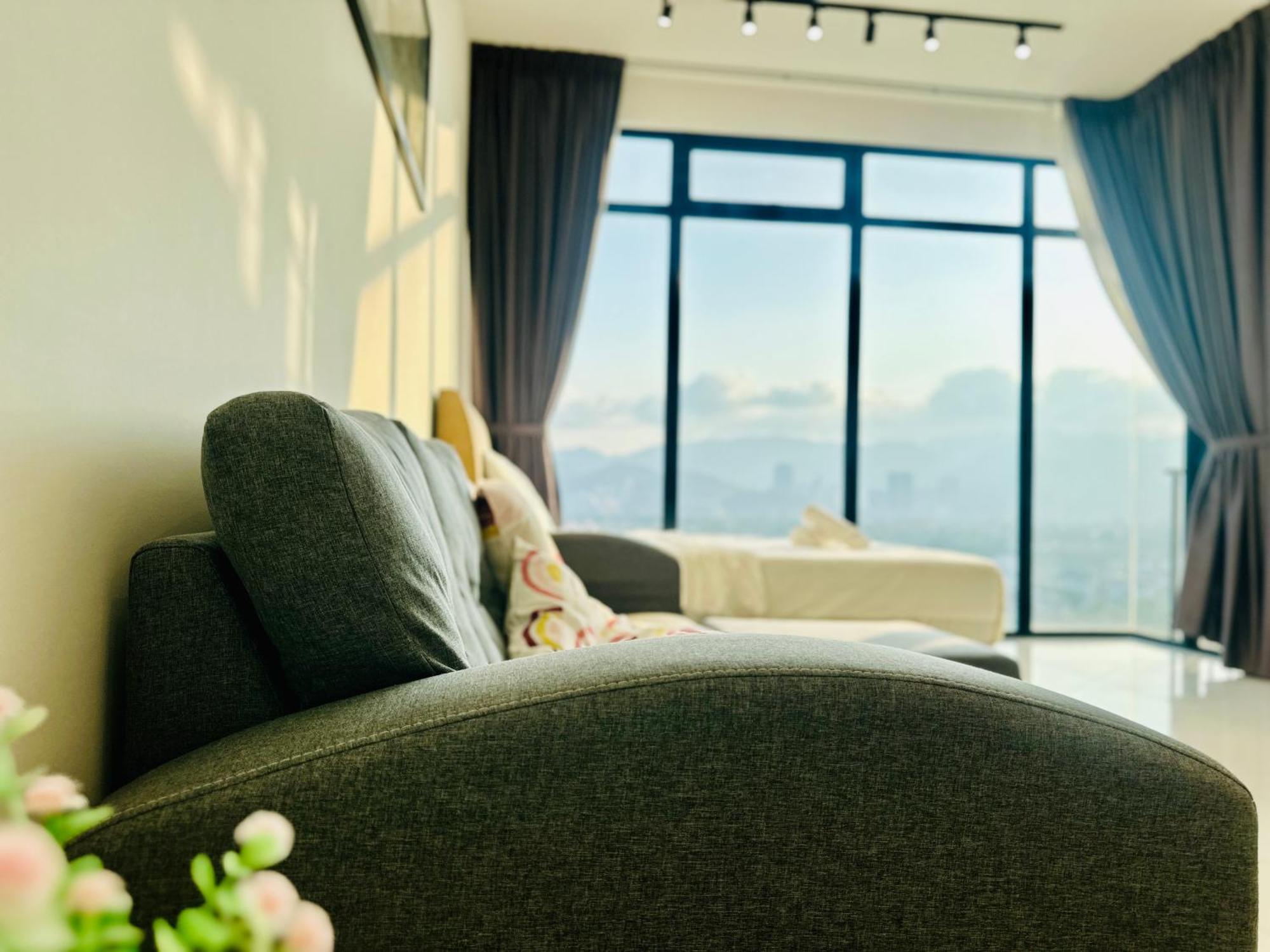 Apartment 2br Luxury Rooftop Swimming Pook Homestay@georgetown@10pax - 无敌美景两房民宿 George Town