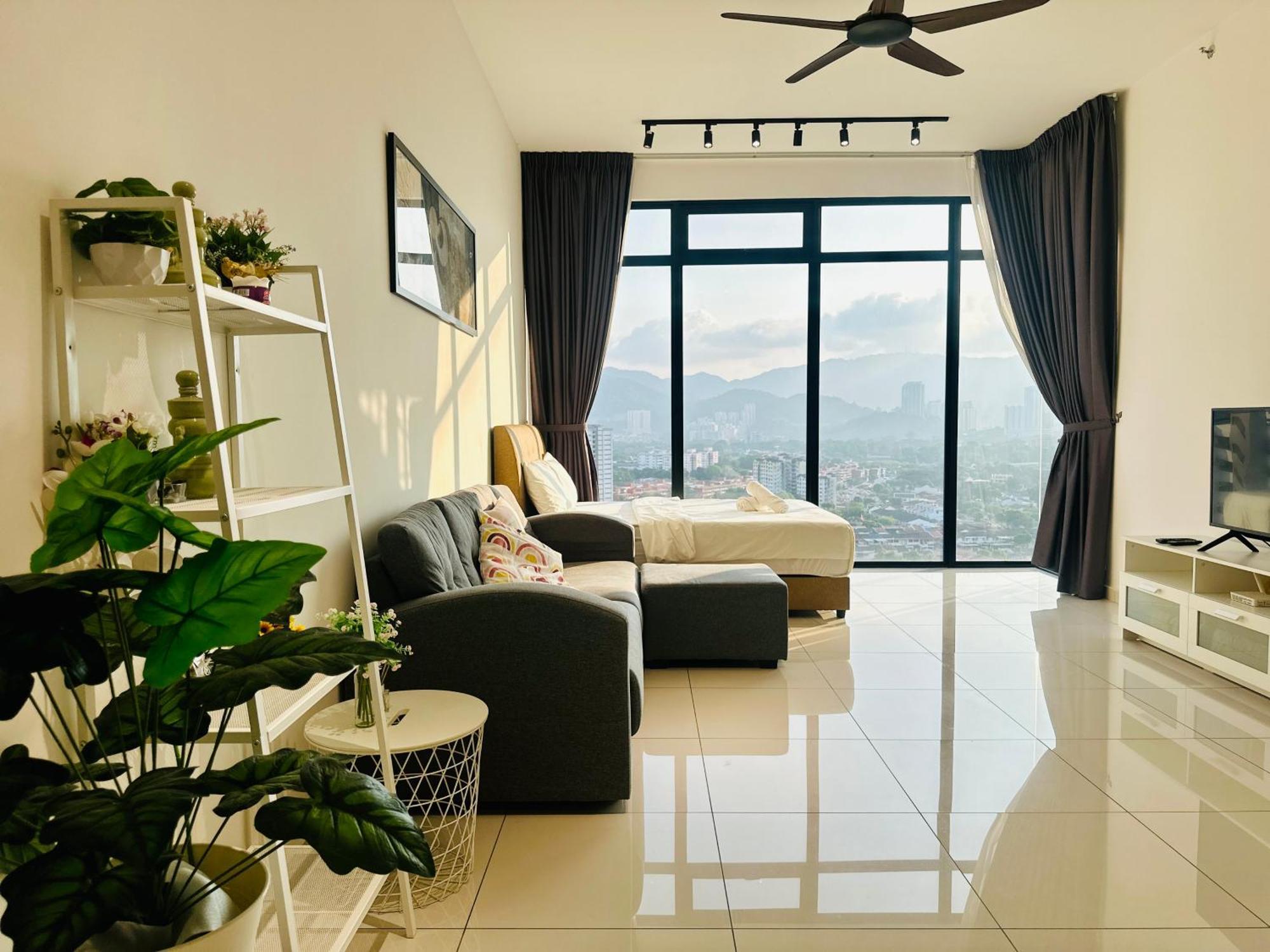 2br Luxury Rooftop Swimming Pook Homestay@georgetown@10pax - 无敌美景两房民宿 * George Town